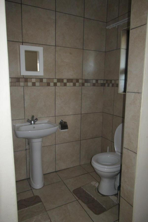 Pab-Love Guest House Куруман Екстериор снимка